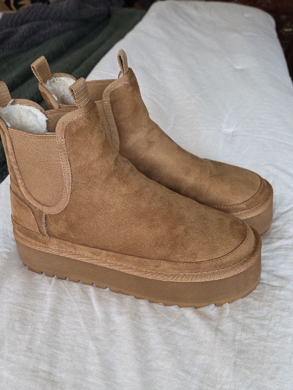 Women's Suede Platform Chelsea Booties in Camel